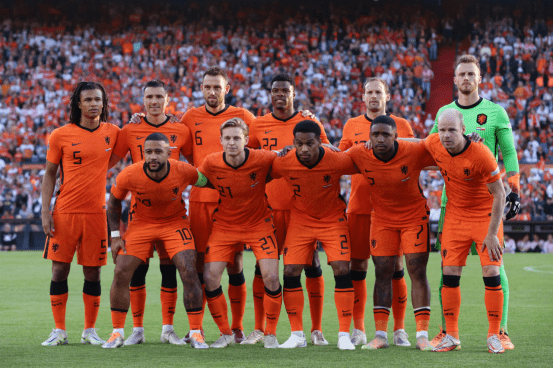 凯恩梅开二,度助拜仁,胜奥格斯堡,海星体育直播在线,海星体育直播tv官网,海星体育直播app下载,海星体育直播平台